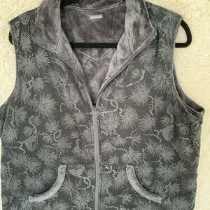 Columbia Gray Floral Vest